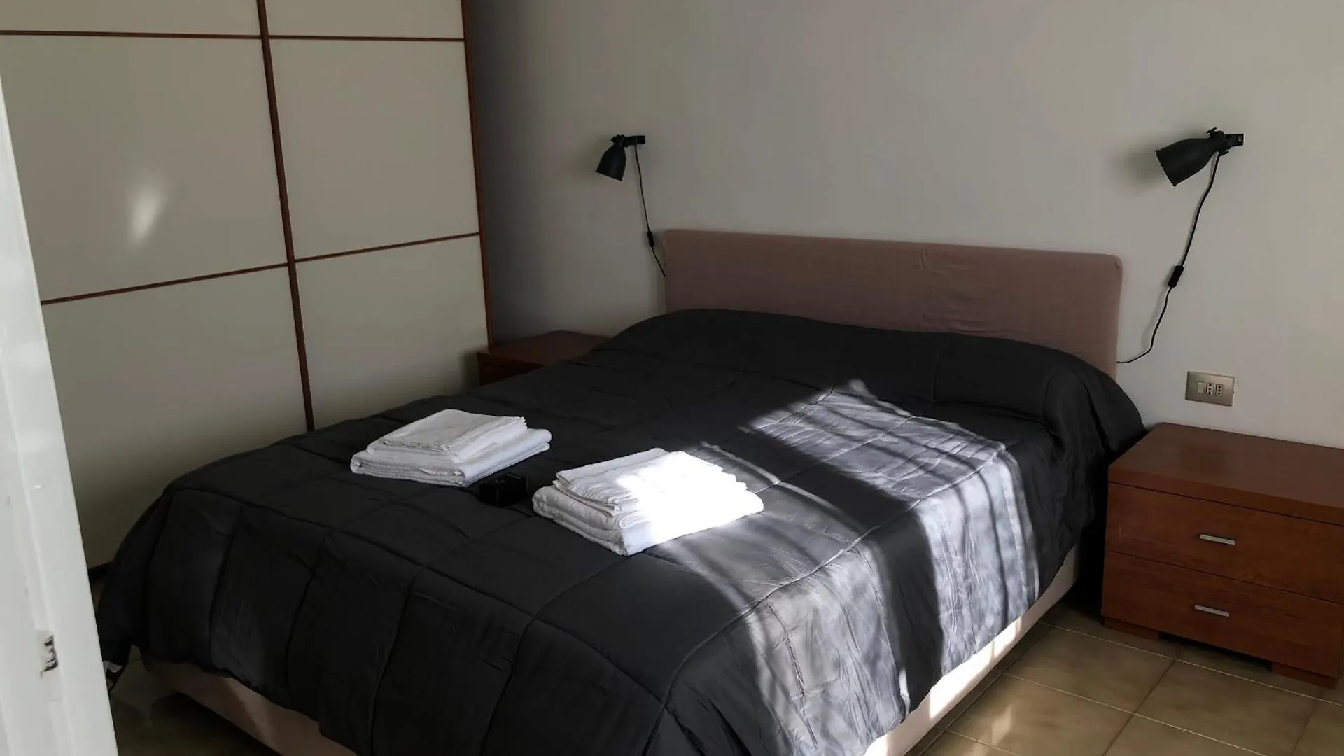 Casa Fiordaliso Bilocale Vicino Alla Stazione Prato  0*, Prato (Prato) Italy