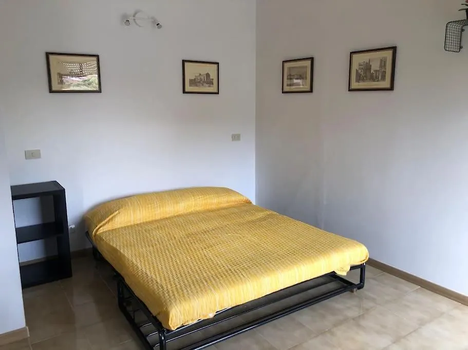 Casa Fiordaliso Bilocale Vicino Alla Stazione Prato  Apartment Prato (Prato)