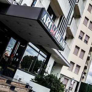 Art Milano Πράτο