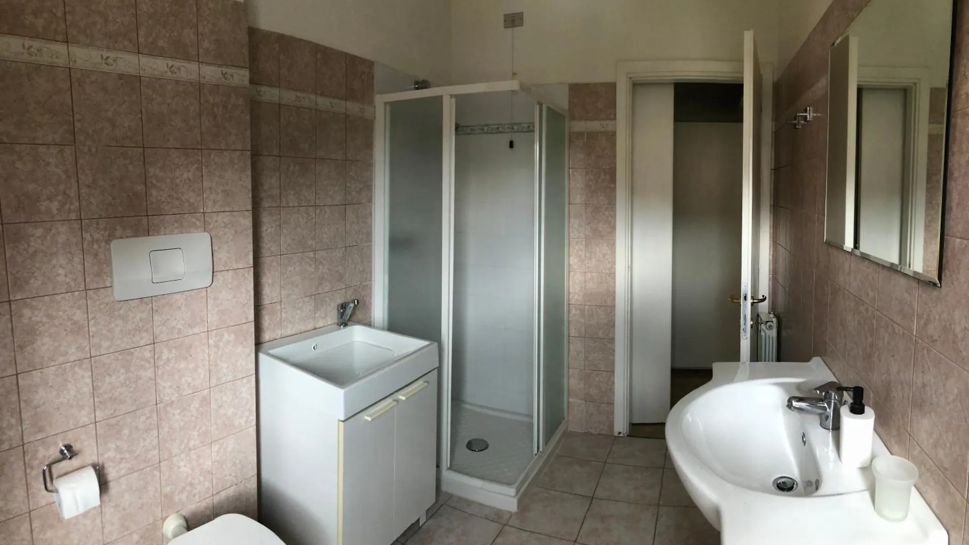 Casa Fiordaliso Bilocale Vicino Alla Stazione Prato  0*, Prato (Prato)